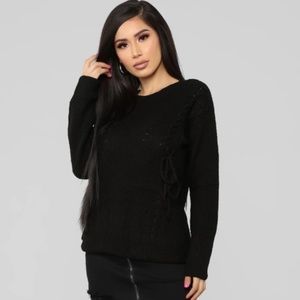 ❗️LAST CHANCE❗️Black Fashion Nova Sweater